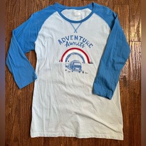 The North Face 3/4 sleeve t-shirt womens size Medium